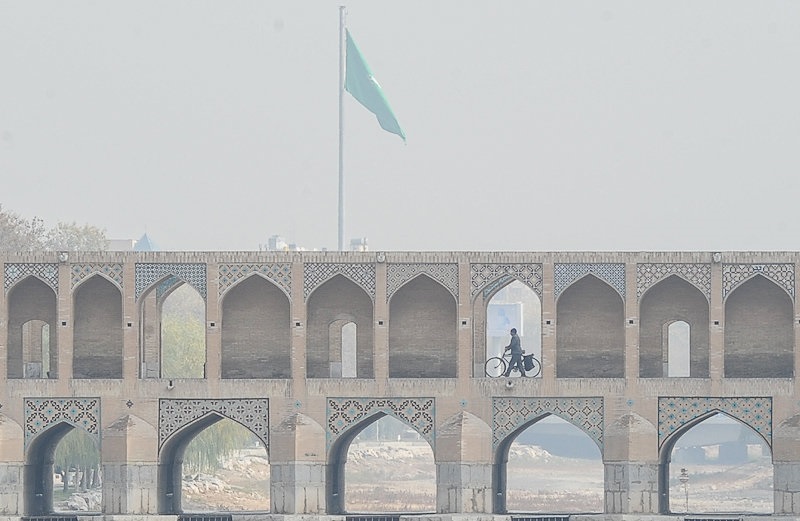 دلیل شیوع ۵ برابری ام اس در اصفهان آلودگی هوا است؟