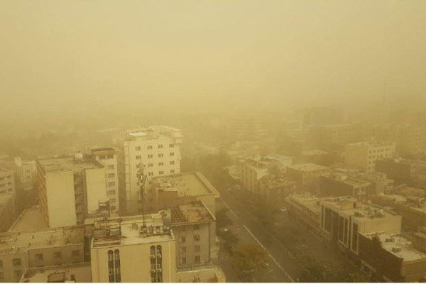 طوفان ریزگرد تهران را تهدید می کند